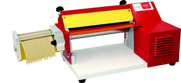 Cilindro Elétrico 28 cm com Cortador de Talharim Vermelho - Malta é ruim? Cilindro Elétrico 28 cm com Cortador de Talharim Vermelho - Malta é boa?