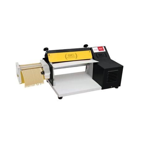 Cilindro Laminador Elétrico 28 Cm Preto C/ Cortador Talharim Bivolt 1007 - Malta Menor preço em Cilindro Laminador Elétrico 28 Cm Preto C/ Cortador Talharim Bivolt 1007 - Malta
