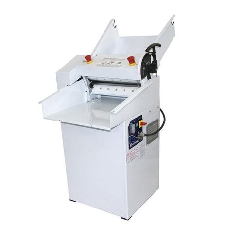 Cilindro Laminador Semi-profissional CLPE 390 - Gastromaq Menor preço em Cilindro Laminador Semi-profissional CLPE 390 - Gastromaq