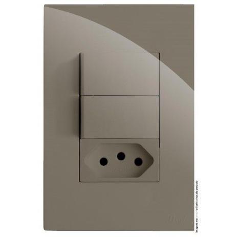 Cj interruptor duplo paralelo + tomada 10a 4x2 - recta fendi gloss - brg11318-2fen - BLUX RECTA Menor preço em Cj interruptor duplo paralelo + tomada 10a 4x2 - recta fendi gloss - brg11318-2fen - BLUX RECTA