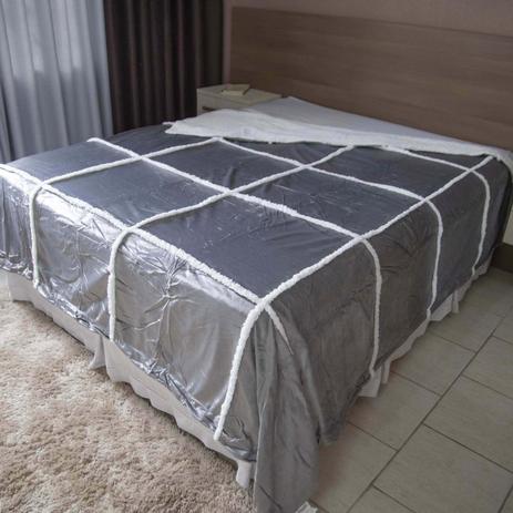 Cobertor Sherpa Dupla Face Europa Queen Size 220 x 240cm - Prata é boa?