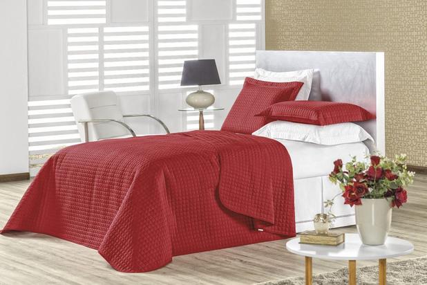 Cobre Leito Antuérpia King 03 Peças - Vermelho/Vermelho - Juma enxovais é ruim? Cobre Leito Antuérpia King 03 Peças - Vermelho/Vermelho - Juma enxovais é boa?