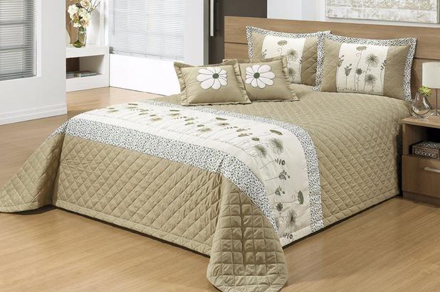 Cobre Leito Casal Queen Paris 7 Peças Detalhes Bordados - Avelã - Bfino Menor preço em Cobre Leito Casal Queen Paris 7 Peças Detalhes Bordados - Avelã - Bfino