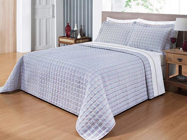 Colcha / Cobre Leito Cama King Size Azul com listra vermelha Percal 200 fios com 3 peças - CobreLeito Nobre - Bernadete casa Menor preço em Colcha / Cobre Leito Cama King Size Azul com listra vermelha Percal 200 fios com 3 peças - CobreLeito Nobre - Bernadete casa