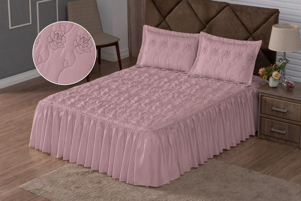 Colcha Cobre Leito Casal Requinte Bordada 3 Peças p/ Cama Box e Padrão - Enzo Enxovais Menor preço em Colcha Cobre Leito Casal Requinte Bordada 3 Peças p/ Cama Box e Padrão - Enzo Enxovais