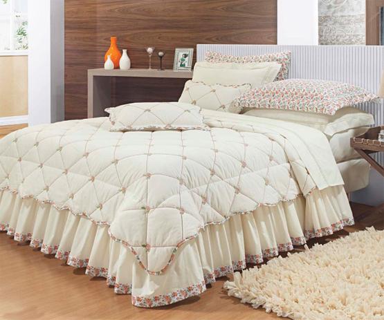 Colcha de Cama Queen Palha Percal 200 fios com 7 peças - Colcha Inamorata - Bernadete Casa Menor preço em Colcha de Cama Queen Palha Percal 200 fios com 7 peças - Colcha Inamorata - Bernadete Casa