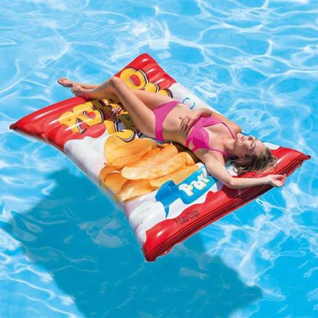 Colchão Inflável Piscina Batata Potato Chips - Intex 58776 é boa?