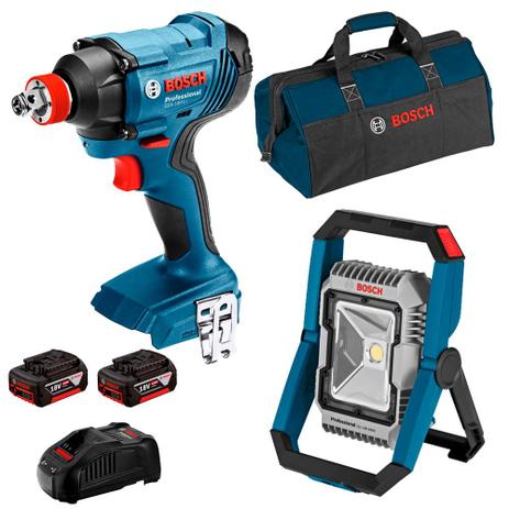 Combo Bosch Chave de Impacto + Lanterna + 2 Baterias 18V + Maleta - Bosch Menor preço em Combo Bosch Chave de Impacto + Lanterna + 2 Baterias 18V + Maleta - Bosch