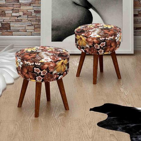 Conjunto 02 Puffs Decorativos Estampados Redondos com Pés em Madeira - Bella decor Menor preço em Conjunto 02 Puffs Decorativos Estampados Redondos com Pés em Madeira - Bella decor