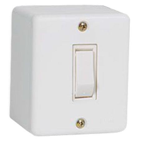 Conjunto 1 tecla + cx sobrepor  6a/250v c/placa 4x2- box - Ilumi é boa?