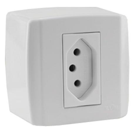 Conjunto 1 tomada de sobrepor 250v - Ilumi Menor preço em Conjunto 1 tomada de sobrepor 250v - Ilumi