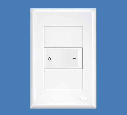 Conjunto 4x2 Interruptor 1 Tecla Bipolar Simples 20A/250V Evidence - Fame Menor preço em Conjunto 4x2 Interruptor 1 Tecla Bipolar Simples 20A/250V Evidence - Fame