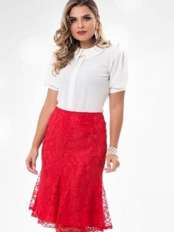 conjunto vermelho saia e blusa