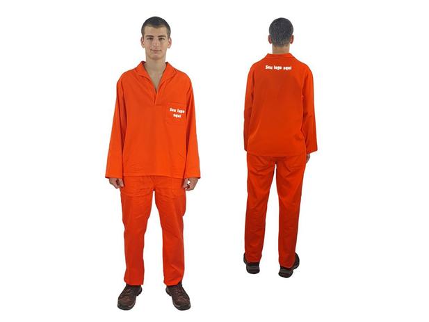 camisa laranja manga longa