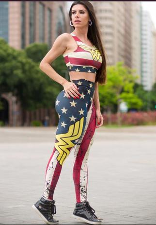 roupa fitness mulher maravilha