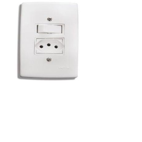 Conjunto de Interruptor Simples com Tomada 4x2 10A Branco - Veltra Menor preço em Conjunto de Interruptor Simples com Tomada 4x2 10A Branco - Veltra