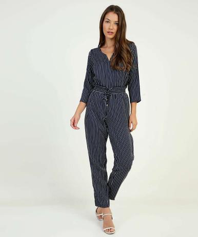 Conjunto Feminino Estampa Listrada Manga 7/8 Amarração - AISHTY Menor preço em Conjunto Feminino Estampa Listrada Manga 7/8 Amarração - AISHTY