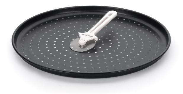 Conjunto Forma P/ Pizza 35 Furada Com Cortador - MFL80022 - Multiflon Menor preço em Conjunto Forma P/ Pizza 35 Furada Com Cortador - MFL80022 - Multiflon