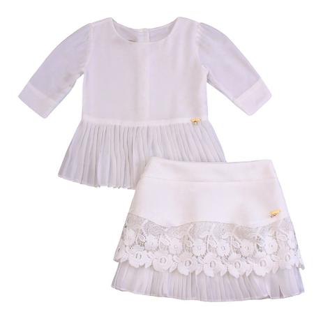 Conjunto Infantil Blusa e Saia Plissada e Renda Branco - 1+1 Menor preço em Conjunto Infantil Blusa e Saia Plissada e Renda Branco - 1+1
