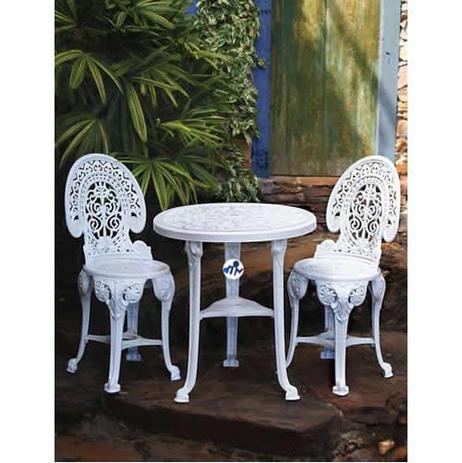 Conjunto de Mesa de Plástico Redonda 70cm e 4 Cadeiras Colonial Branco