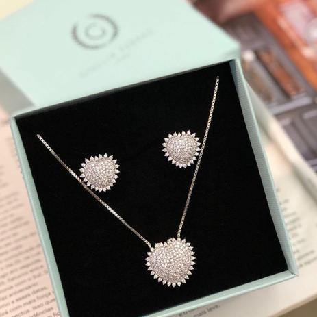 Conjunto Prata Coração Zircônia Branca - Giullia ferraz store Menor preço em Conjunto Prata Coração Zircônia Branca - Giullia ferraz store