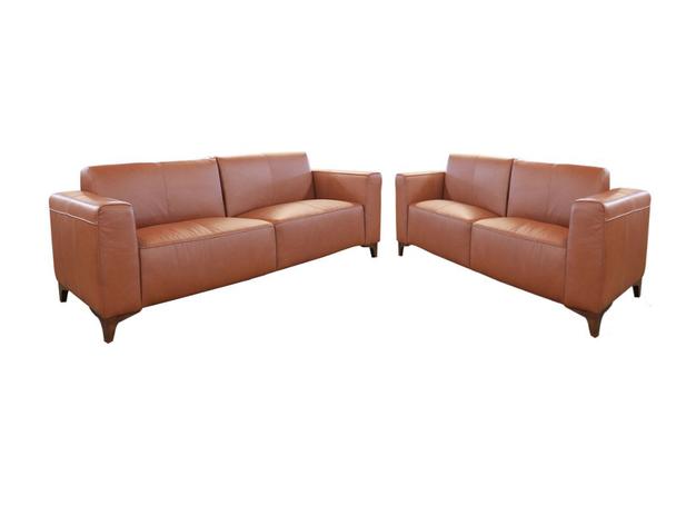 Conjunto Sofá de Couro Trento 3 e 2 lugares - Conhaque com Brilho - Mempra design Menor preço em Conjunto Sofá de Couro Trento 3 e 2 lugares - Conhaque com Brilho - Mempra design