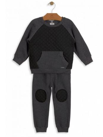 Conjunto Up Baby Blusão e Calça Moletom Matelassê Preto Menor preço em Conjunto Up Baby Blusão e Calça Moletom Matelassê Preto