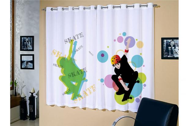 Cortina Corta Luz Blackout Com Estampa Infantil Skate 100 PVC 2,20m X 1,30m Para Sala ou Quarto - Tutti casa Menor preço em Cortina Corta Luz Blackout Com Estampa Infantil Skate 100 PVC 2,20m X 1,30m Para Sala ou Quarto - Tutti casa