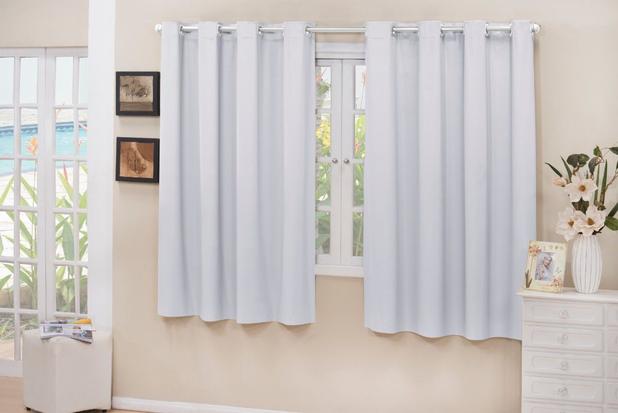 Cortina Cozinha Blackout Tecido Branco Gelo 2,80x1,30 Corta Luz - Confecções elba Menor preço em Cortina Cozinha Blackout Tecido Branco Gelo 2,80x1,30 Corta Luz - Confecções elba