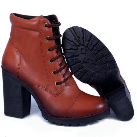 coturno de salto couro