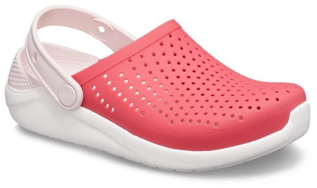 crocs rosa e branco
