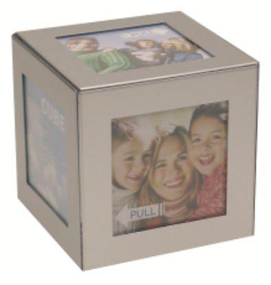 Cubo para fotos com borda prateada 6,5x6,5 cm - Day home Menor preço em Cubo para fotos com borda prateada 6,5x6,5 cm - Day home