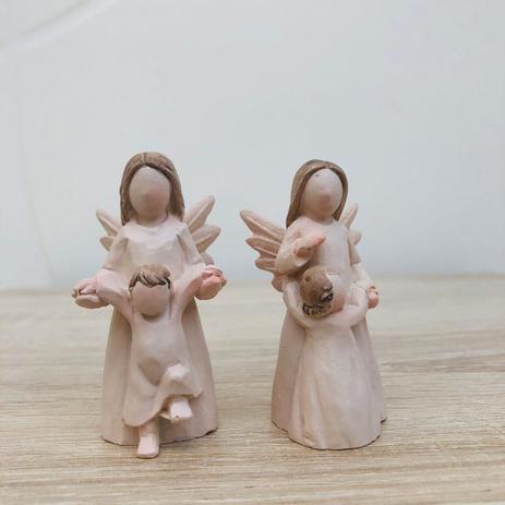 Dois Anjos Abracando E Segurando Bebe Pequenos Resina 7x3cm Ef Anjo Para Arvore De Natal Magazine Luiza Dois Anjos Abracando E Segurando Bebe Pequenos Resina 7x3cm Ef Anjo Para Arvore De Natal Magazine Luiza