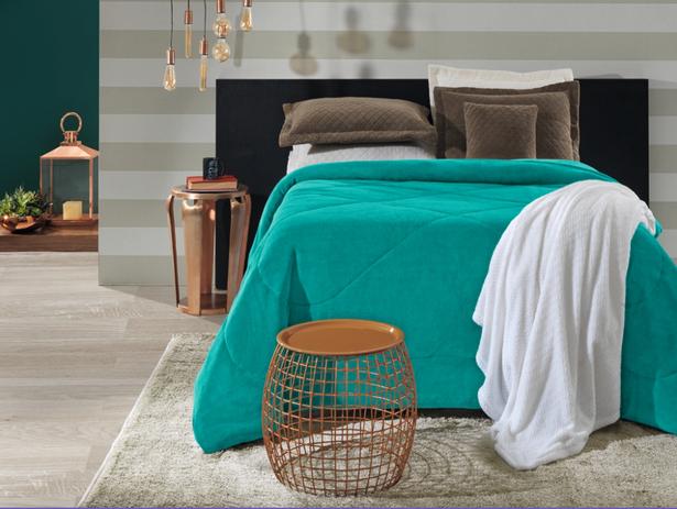 Edredom Plush Inove Liso Queen 2,40m x 2,60m Hedrons Menor preço em Edredom Plush Inove Liso Queen 2,40m x 2,60m Hedrons