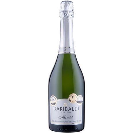 Espumante Moscatel Garibaldi 750ml Menor preço em Espumante Moscatel Garibaldi 750ml