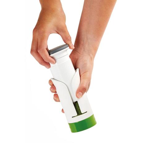 Fatiador Espiral para Legumes com Lâmina em Aço Inox Zyliss Branco é ruim? Fatiador Espiral para Legumes com Lâmina em Aço Inox Zyliss Branco é boa?