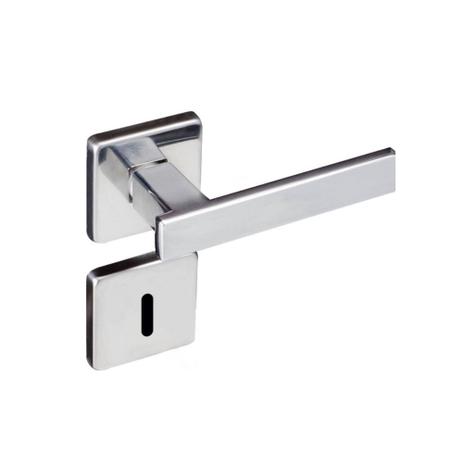 Menor preço em Fechadura interna zamac cromada 40mm Concept Roseta Pado