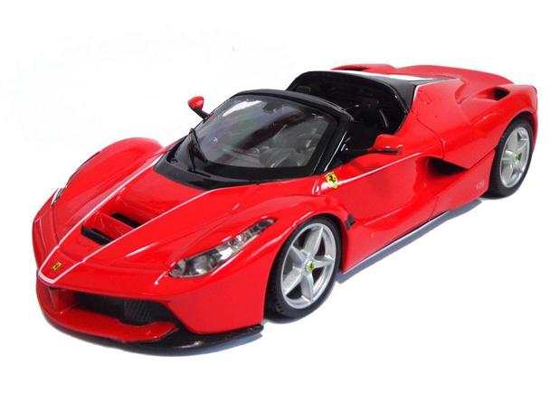 Menor preço em Ferrari Laferrari Aperta Vermelha 1:24 Burago