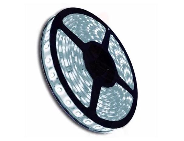 Fita LED 12v 6000k 14.4W 5050 Branco Frio 72w Ip65 Silicone - Ddy é boa?