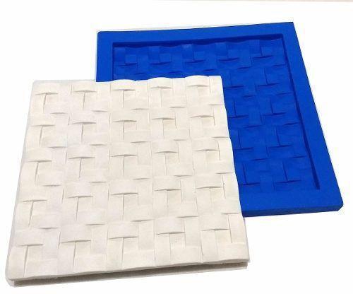 Forma Silicone Gesso 3D Trançado 30X30 - Xmoldes Formas 3D Menor preço em Forma Silicone Gesso 3D Trançado 30X30 - Xmoldes Formas 3D