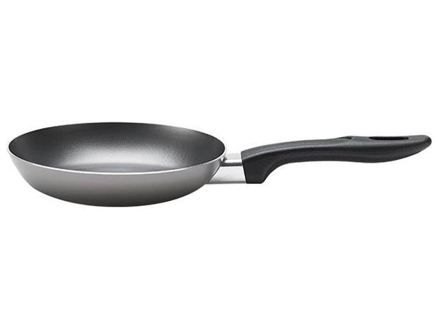Frigideira Antiaderente Brinox 18cm - Prata Chilli 7014/351 Menor preço em Frigideira Antiaderente Brinox 18cm - Prata Chilli 7014/351