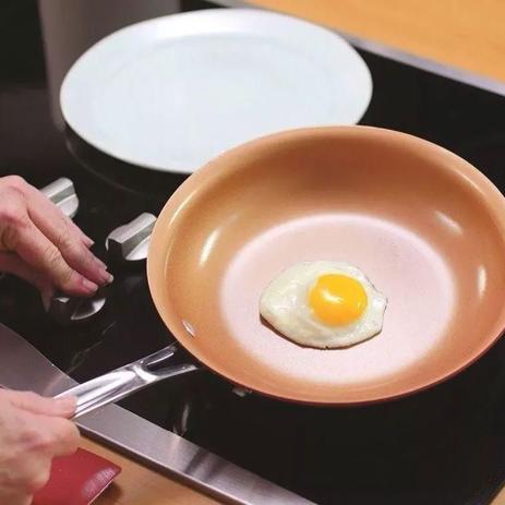 Frigideira Não Gruda Super Revestimento Cerâmica 24cm Antiaderente - MaxChef Menor preço em Frigideira Não Gruda Super Revestimento Cerâmica 24cm Antiaderente - MaxChef