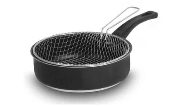 Fritadeira Kit Fritas Black Com Grelha Removível 2,5 Litros - Eirilar Menor preço em Fritadeira Kit Fritas Black Com Grelha Removível 2,5 Litros - Eirilar