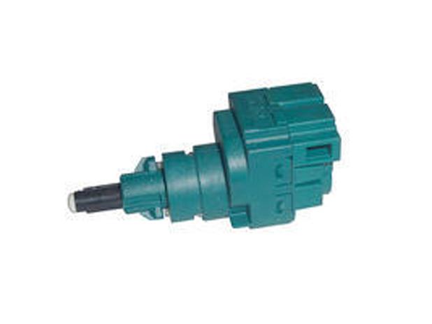 INTERRUPTOR LUZ FREIO 1C0945511A Volkswagen Menor preço em INTERRUPTOR LUZ FREIO 1C0945511A Volkswagen