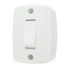 Interruptor Sobrepor Retangular 6A 250V Branco - Ilumi Menor preço em Interruptor Sobrepor Retangular 6A 250V Branco - Ilumi