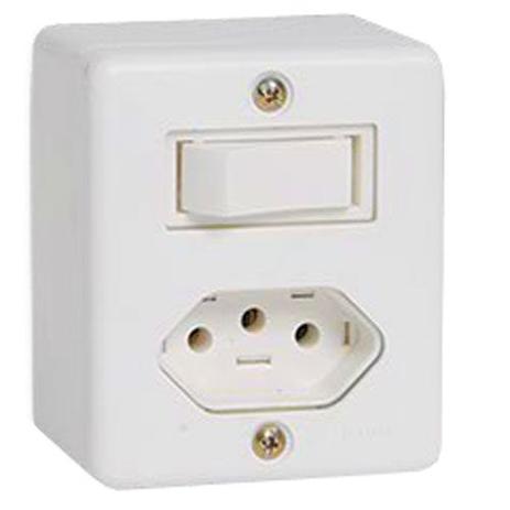 Interruptor +tom fixa bip sobrepor 2p+t 250v c/cx+pl- box - Ilumi Menor preço em Interruptor +tom fixa bip sobrepor 2p+t 250v c/cx+pl- box - Ilumi