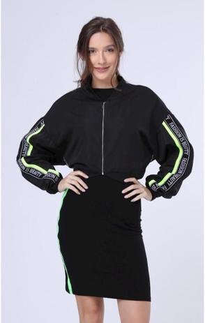 jaqueta bomber neon