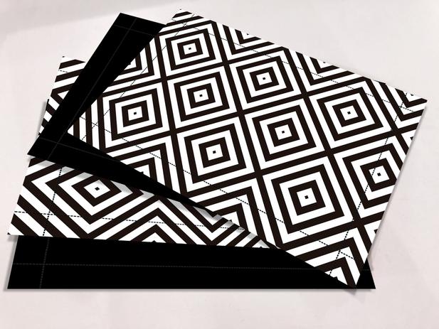 Jogo Americano de Tecido Dupla Face Simples Geométrico Preto - 4 Peças - Core Decore Menor preço em Jogo Americano de Tecido Dupla Face Simples Geométrico Preto - 4 Peças - Core Decore