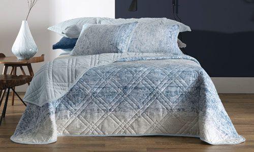Jogo de Cama Queen Blend Malha 100 algodão Universe - Azul - Altenburg Menor preço em Jogo de Cama Queen Blend Malha 100 algodão Universe - Azul - Altenburg