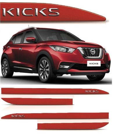 Jogo de Frisos Laterais SLIM Nissan Kicks Vermelho Malbec c/ Nome Cromado Alto Relevo - Flash Menor preço em Jogo de Frisos Laterais SLIM Nissan Kicks Vermelho Malbec c/ Nome Cromado Alto Relevo - Flash